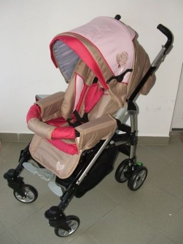 WonderWalk karfás alu vázas sport babakocsi WonderWalk karfás alu vázas sport babakocsi