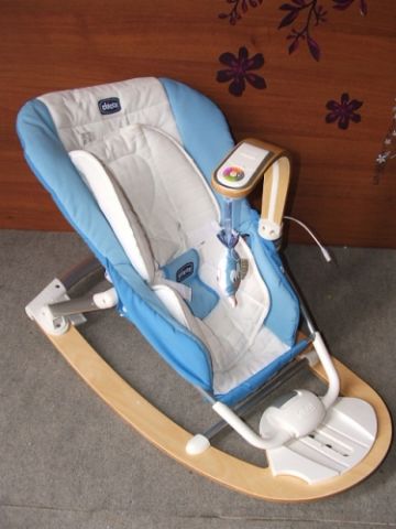 Chicco I feel Baby Zenélős Pihenőszék Mp3 Csatlakozóval Chicco I feel Baby Zenélős Pihenőszék Mp3 Csatlakozóval