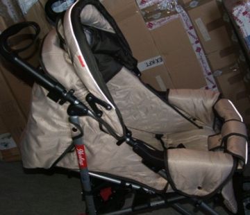 Herlag esernyőre csukható babakocsi drapp/ barna Herlag esernyőre csukható babakocsi drapp/ barna