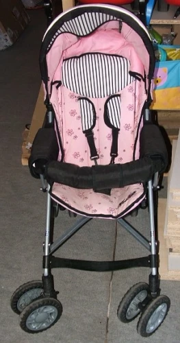 Herlag esernyőre csukható babakocsi drapp/ barna Herlag esernyőre csukható babakocsi drapp/ barna