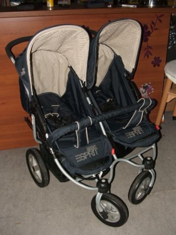 Esprit Iker/ Testvér Babakocsi Roadster Duo kék H. Esprit Iker/ Testvér Babakocsi Roadster Duo kék H.