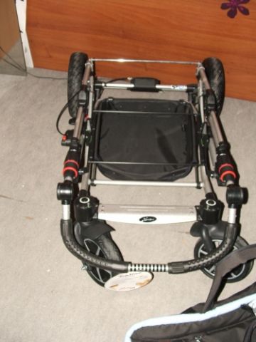 Hartan Topline S csokibarna/ kék kockás babakocsi mózessel Hartan Topline S csokibarna/ kék kockás babakocsi mózessel