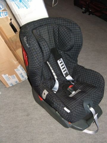 Römer "Safefix Plus" ClassicLine : Harry Autósülés Römer "Safefix Plus" ClassicLine : Harry Autósülés