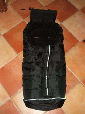 Altabebe Fekete Termo Bundazsák Babakocsiba Altabebe Fekete Termo Bundazsák Babakocsiba