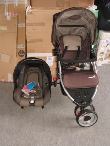 Safety1 barna travel system easy go babakocsi hordozóval Safety1 barna travel system easy go babakocsi hordozóval