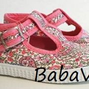 Natural World eco friendly Fucshia csattos babacipő
