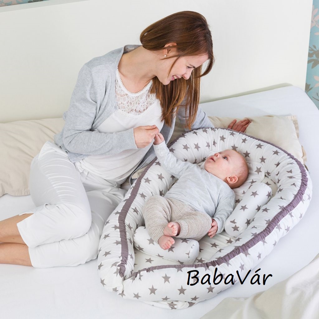 SCHARDT babafészek párnával és kitámasztókkal Big Stars grey